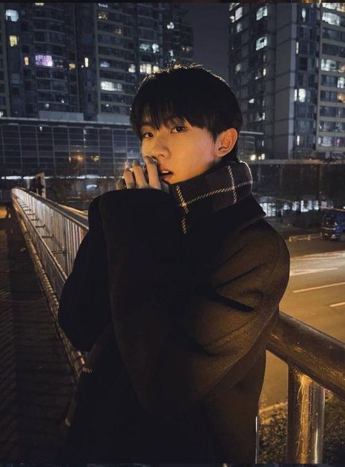 马嘉祺吃瓜现场视频,瓜田李下，真相如何？