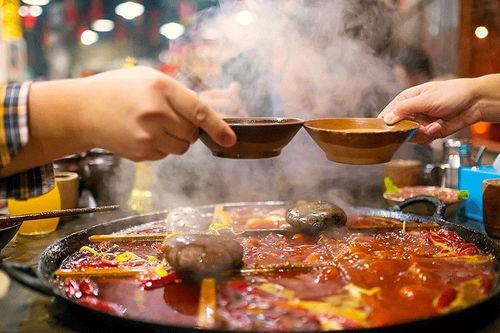 茄瓜能涮火锅吃吗视频讲解,美味新尝试，营养健康两不误